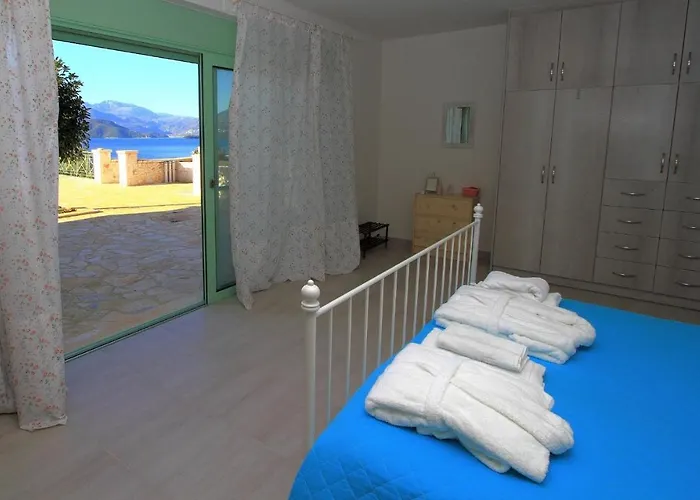 Meganisi Blue Spartokhórion