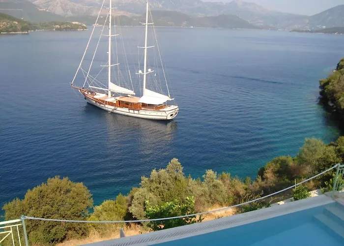 ヴィラ Meganisi Blue Spartokhórion